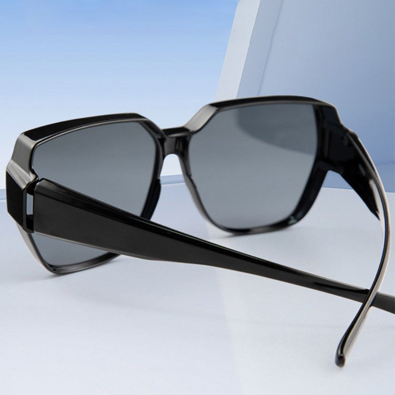Polarized sunglasses for myopia and presbyopia